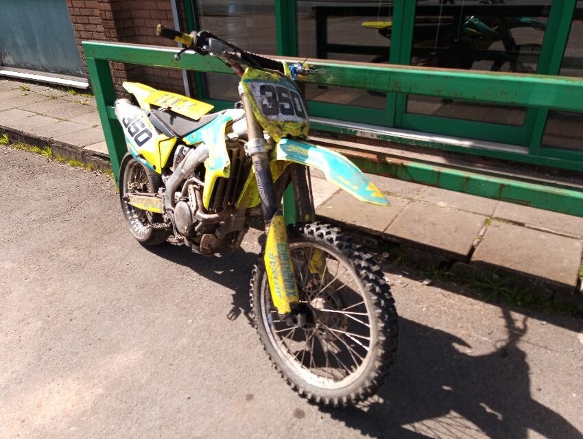  MOTORCYCLE RMZ OFF ROAD BIKE