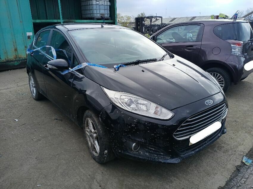 2014 FORD FIESTA