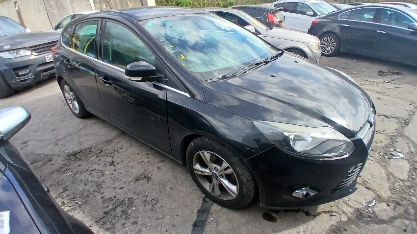 2011 FORD FOCUS
