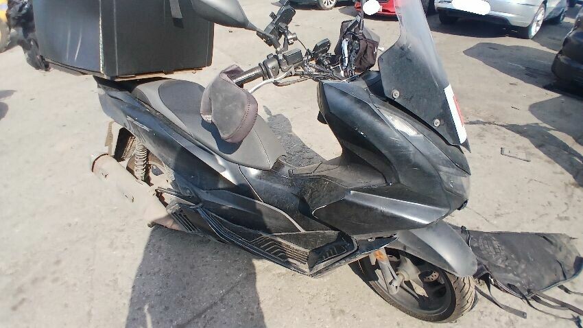 2021 HONDA PCX