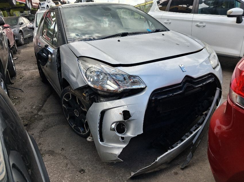 2013 CITROEN DS3