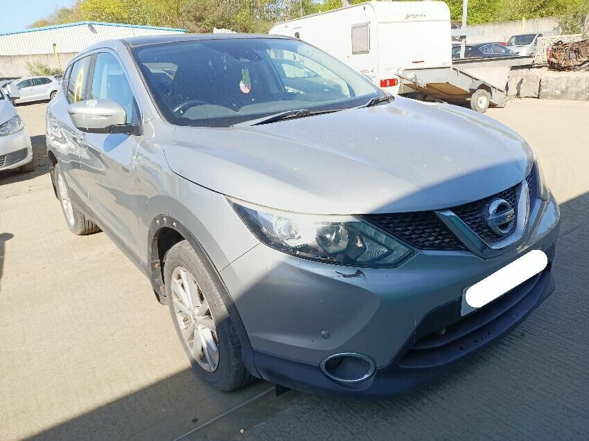 2014 NISSAN QASHQAI