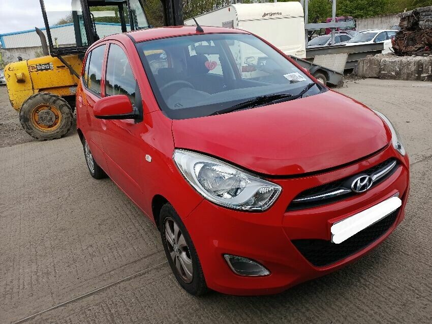 2013 HYUNDAI I10