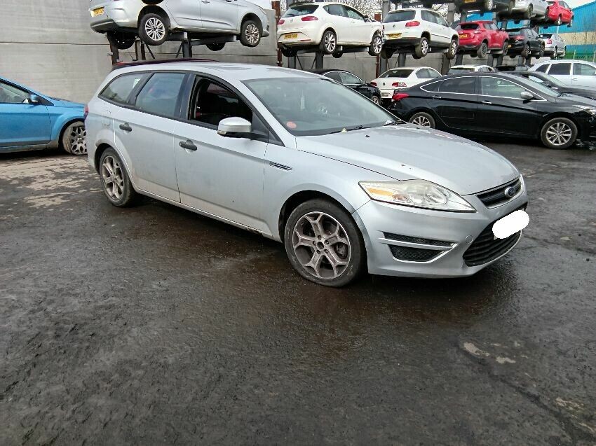 2011 FORD MONDEO