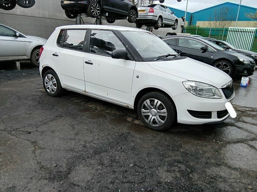 2012 SKODA FABIA