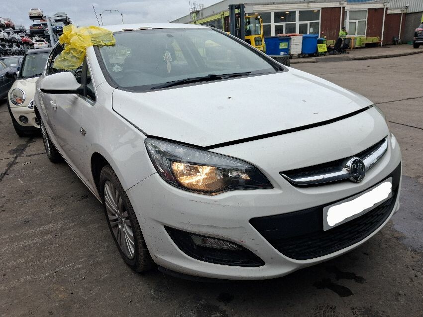 2014 VAUXHALL ASTRA