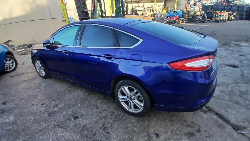 2015 FORD MONDEO