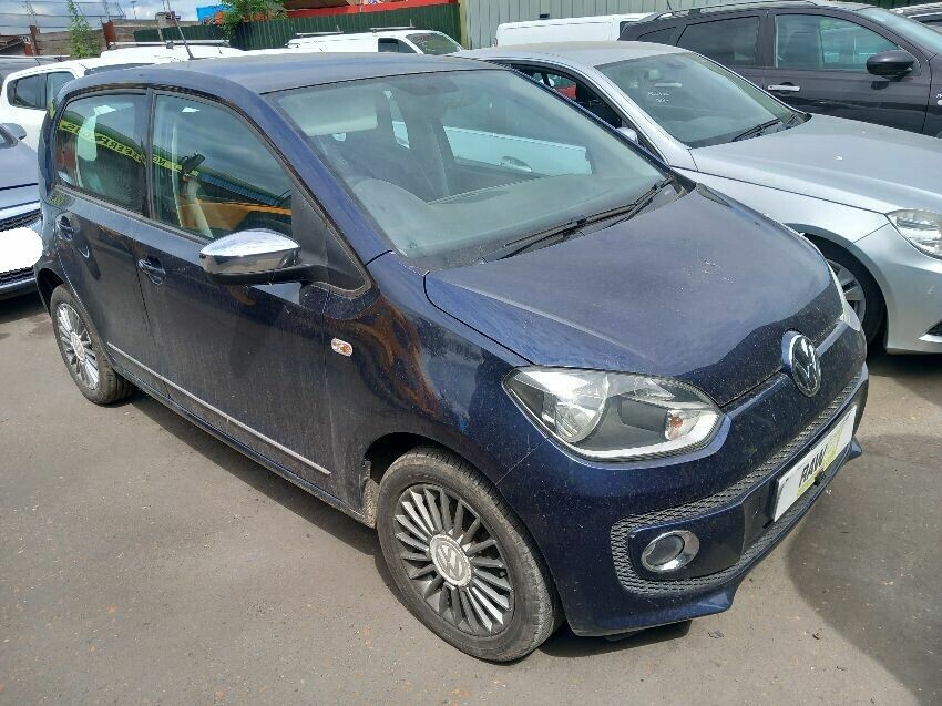 2014 VOLKSWAGEN UP