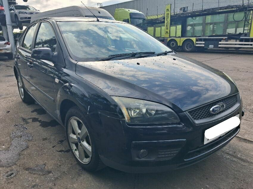 2005 FORD FOCUS