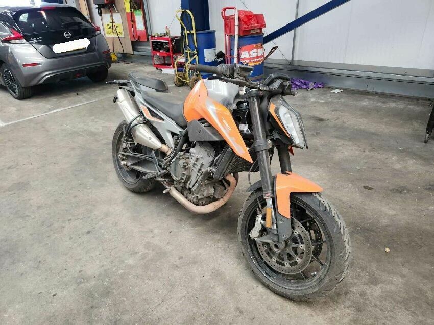2020 KTM DUKE