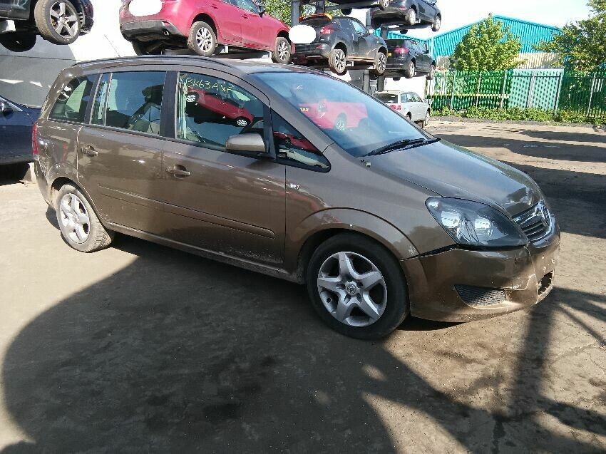 2013 VAUXHALL ZAFIRA