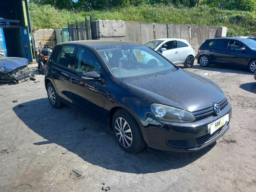 2010 VOLKSWAGEN GOLF