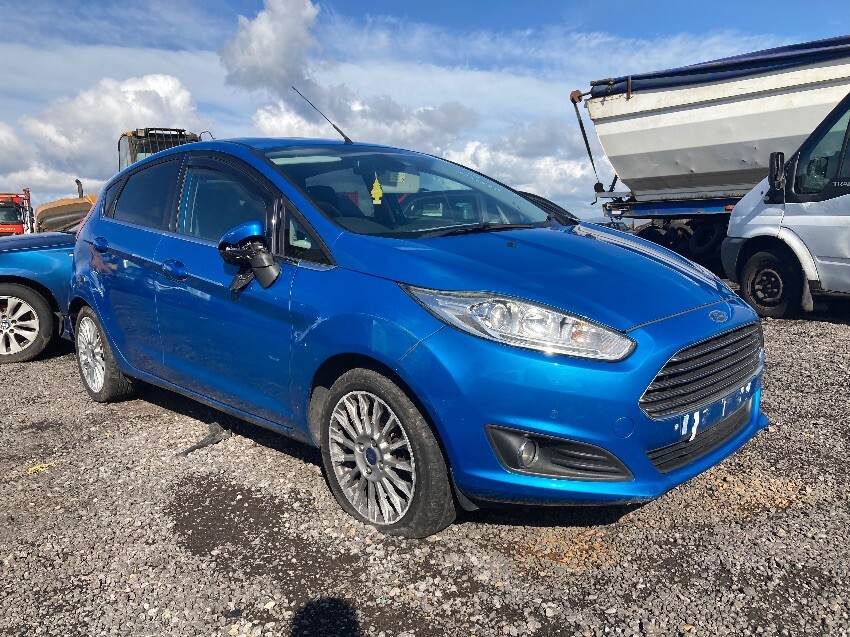 2012 FORD FIESTA