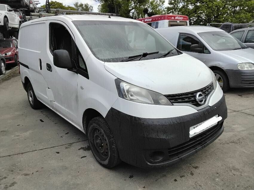 2013 NISSAN NV200