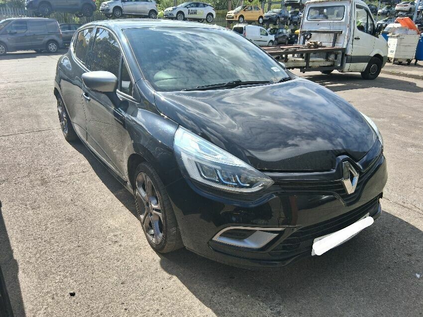 2017 RENAULT CLIO