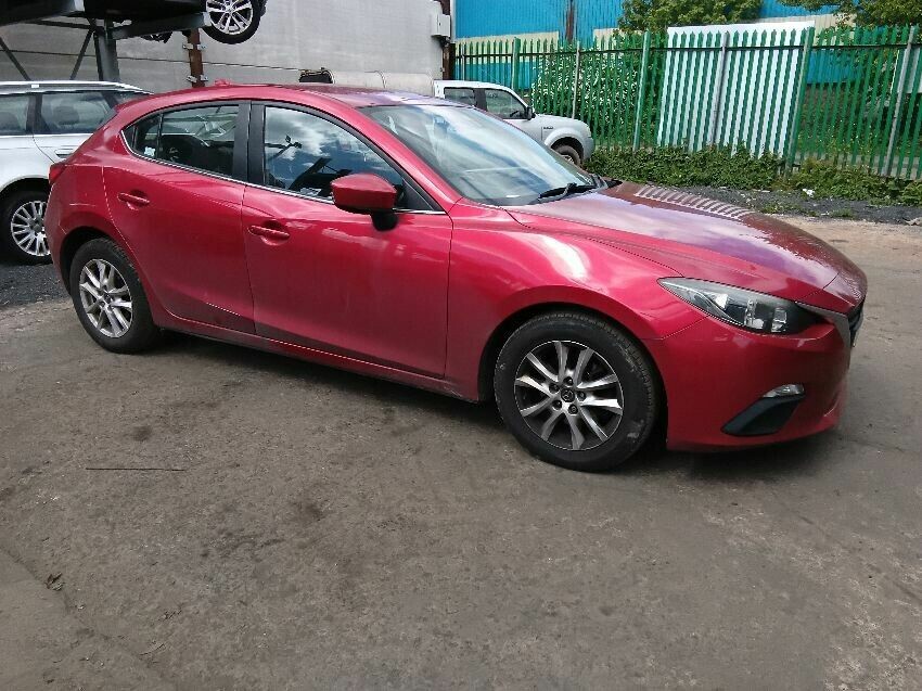 2015 MAZDA 3