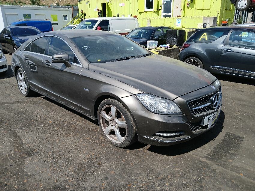 2011 MERCEDES CLS