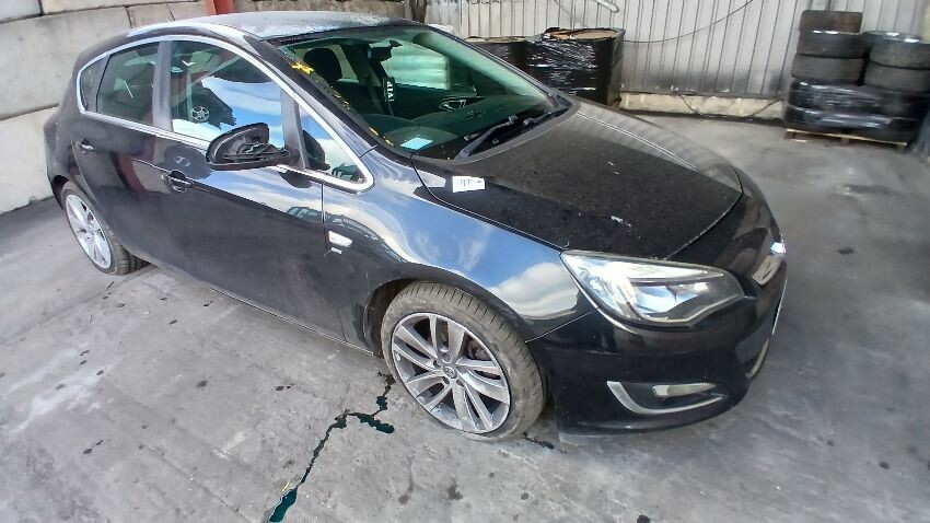 2013 VAUXHALL ASTRA