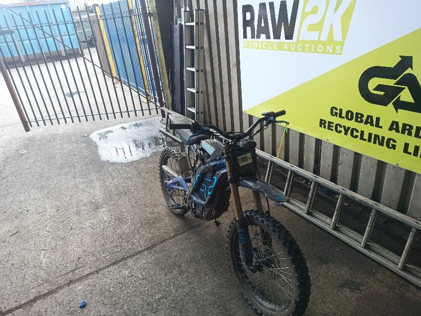  SURRON OFF ROAD BIKE
