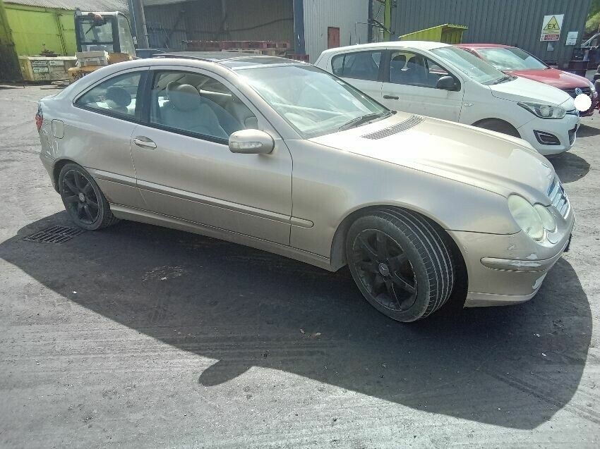 2003 MERCEDES C-CLASS