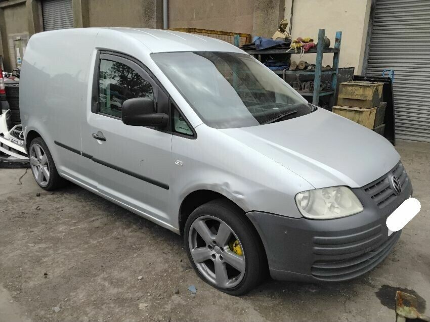 2005 VOLKSWAGEN CADDY
