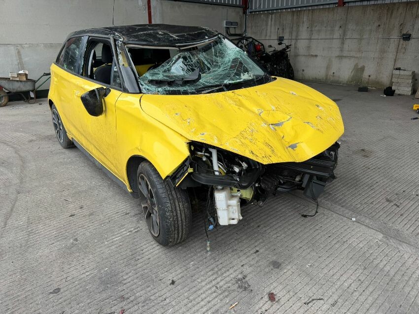 2016 MG 3