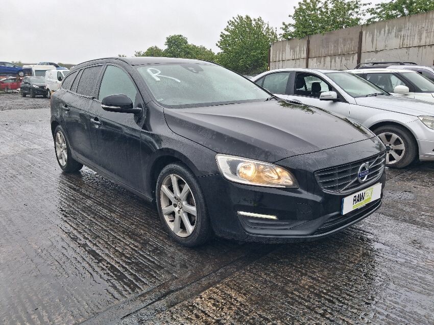 2016 VOLVO V60