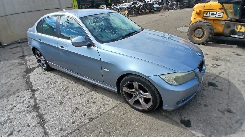 2011 BMW 3 SERIES
