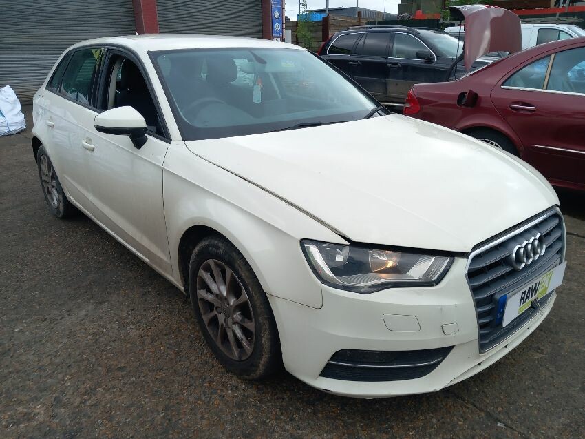 2014 AUDI A3