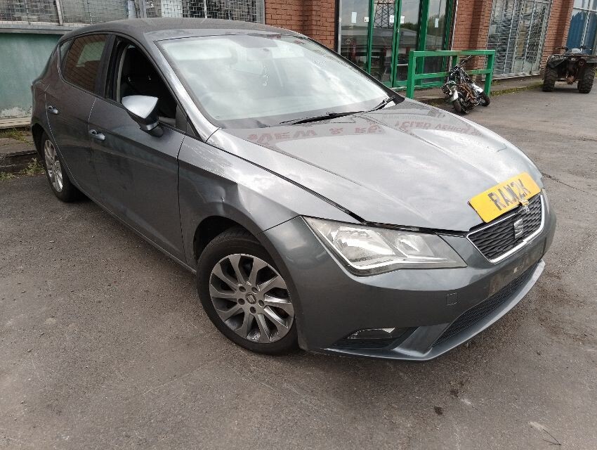 2013 SEAT LEON