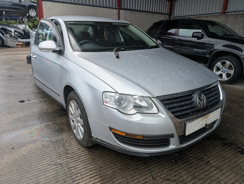 2009 VOLKSWAGEN PASSAT