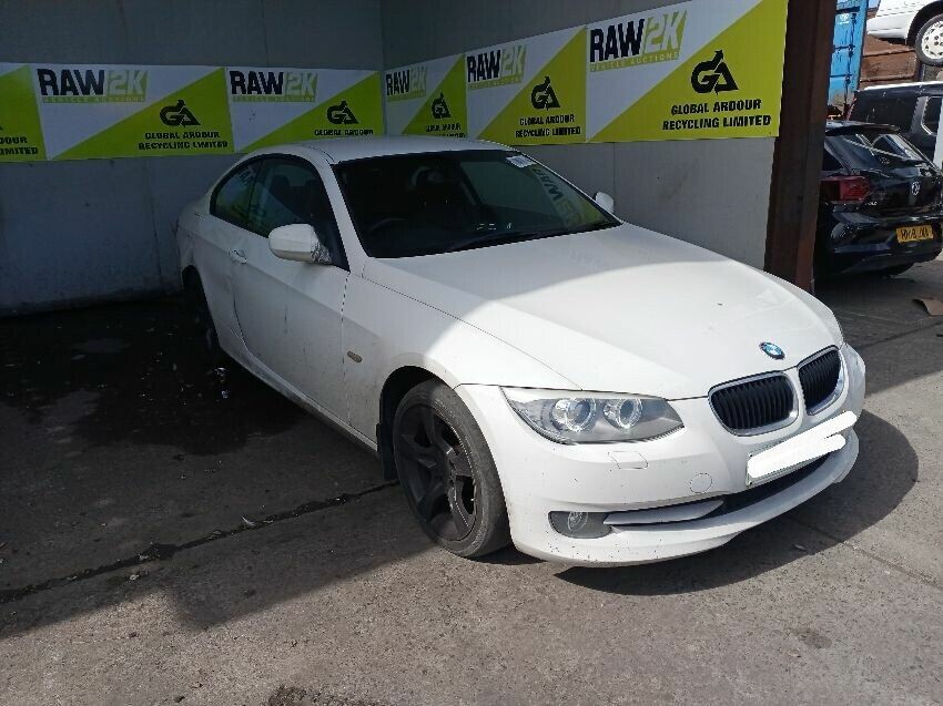 2011 BMW 3 SERIES