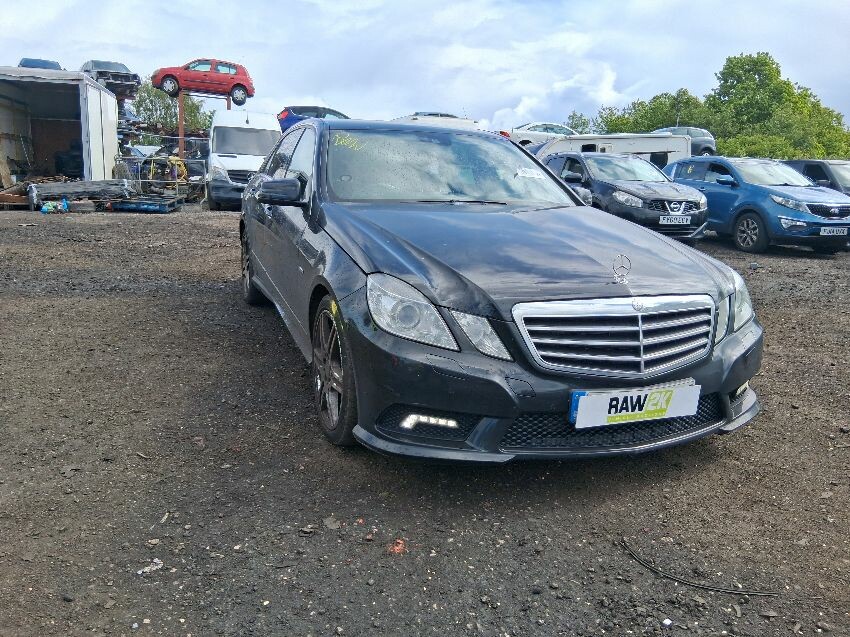 2010 MERCEDES E-CLASS