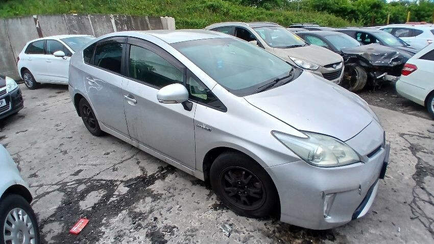 2013 TOYOTA PRIUS