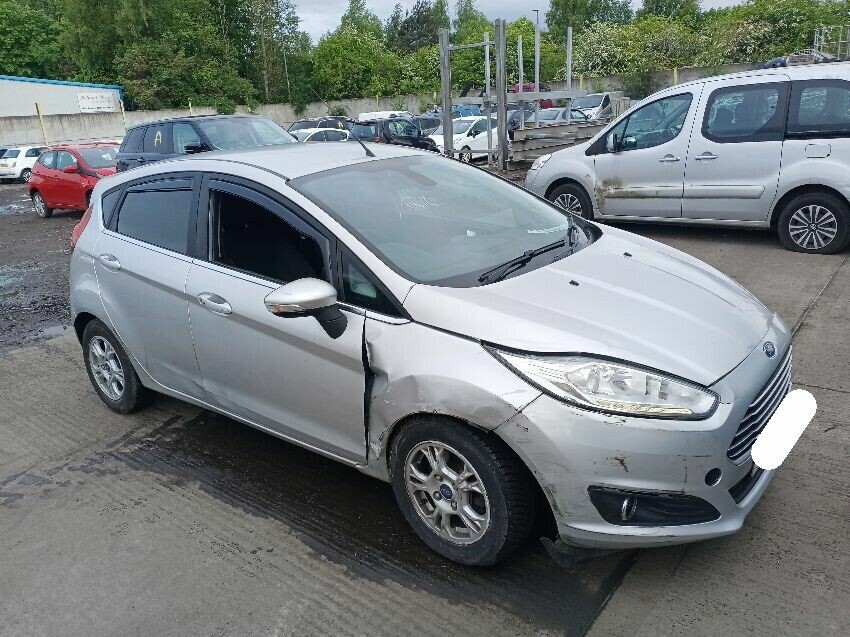 2013 FORD FIESTA