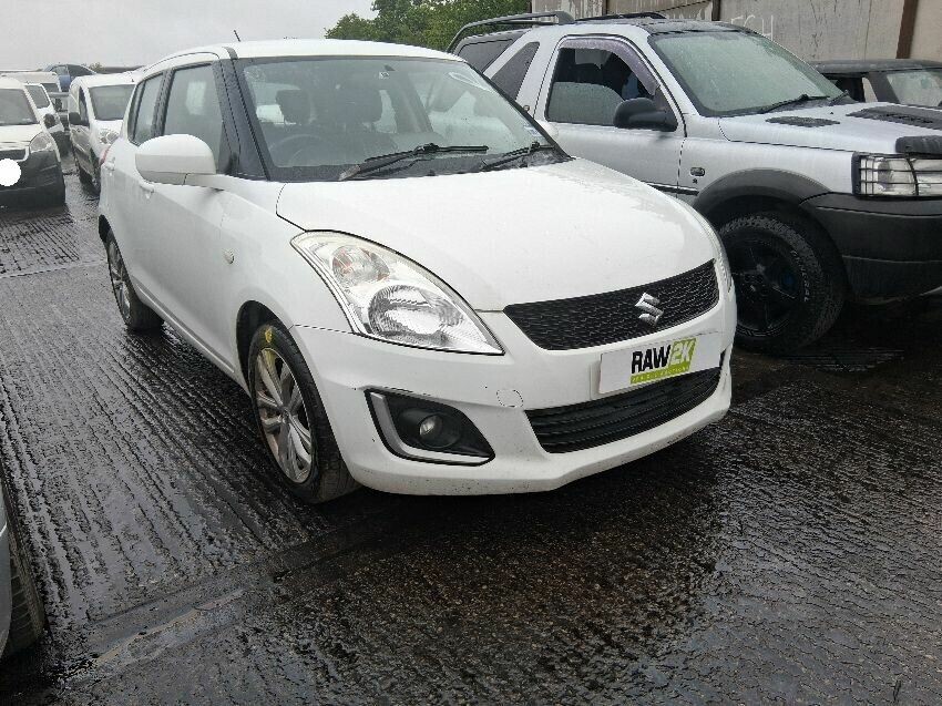 2013 SUZUKI SWIFT
