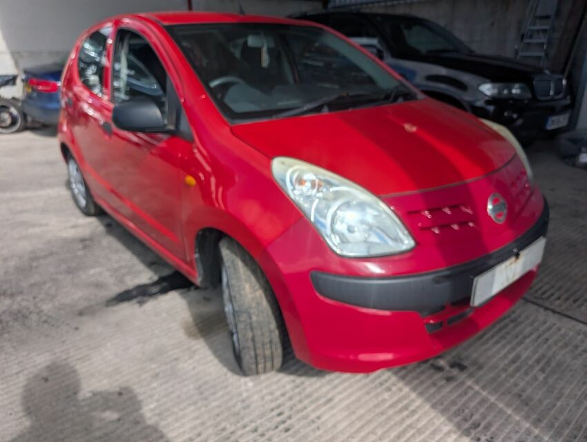2012 NISSAN PIXO
