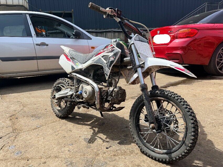  motorcycle Motorcycle