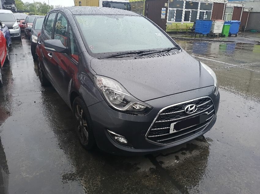 2017 HYUNDAI IX20
