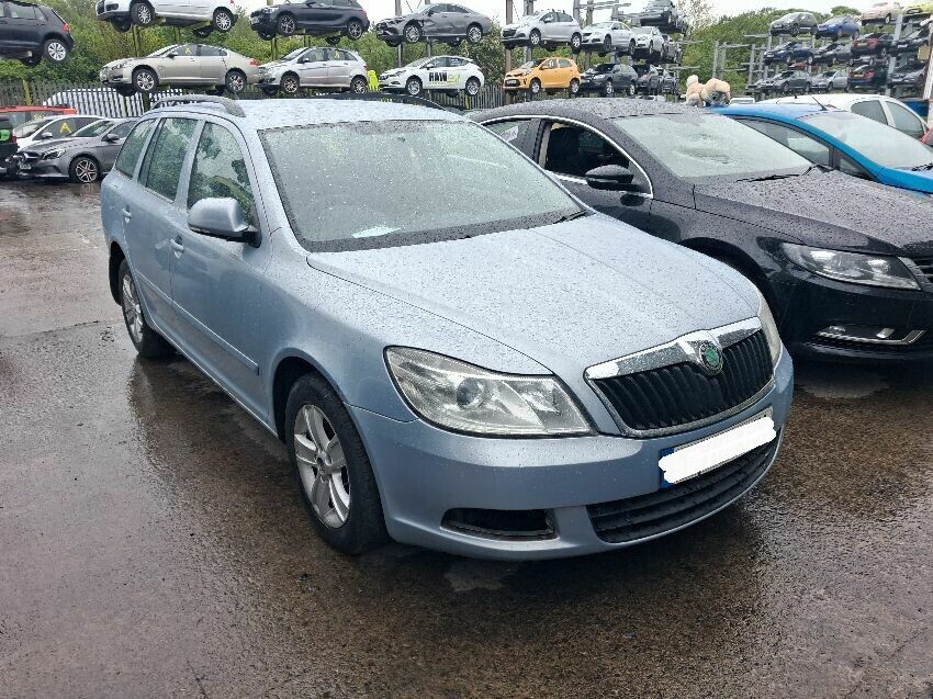 2010 SKODA OCTAVIA