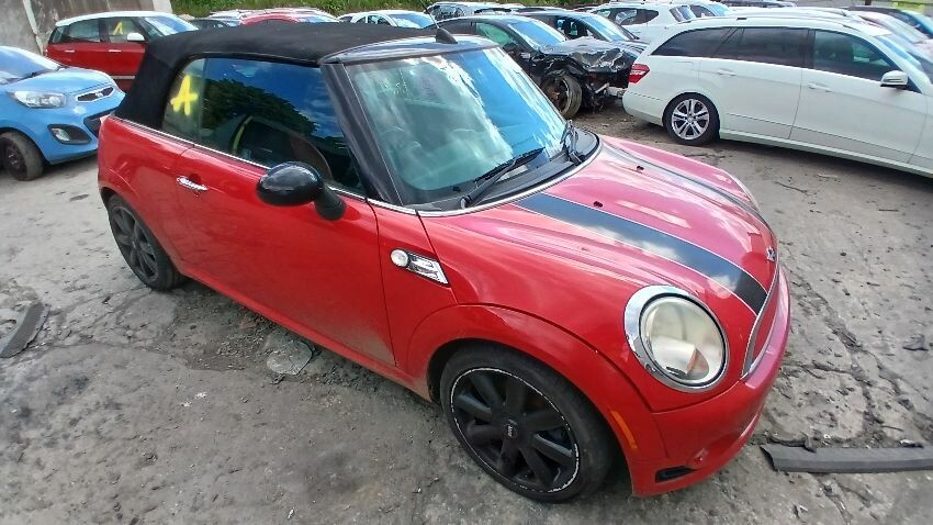 2010 MINI CONVERTIBLE