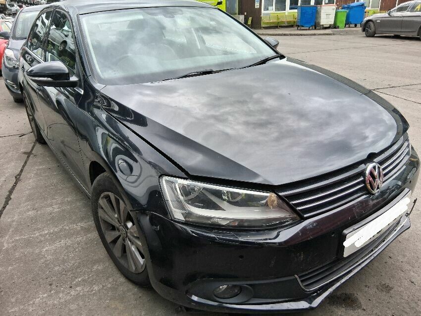 2013 VOLKSWAGEN JETTA