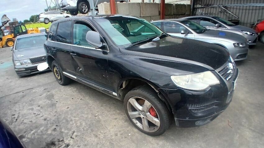2009 VOLKSWAGEN TOUAREG