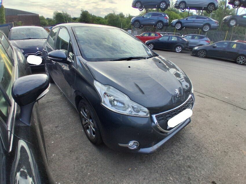 2012 PEUGEOT 208