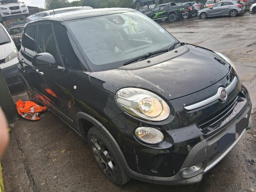 2013 FIAT 500L
