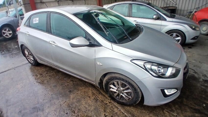 2013 HYUNDAI I30