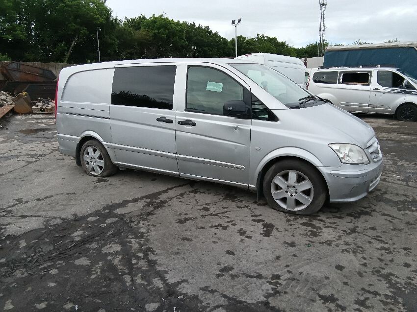 2012 MERCEDES VITO