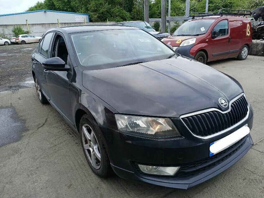 2014 SKODA OCTAVIA