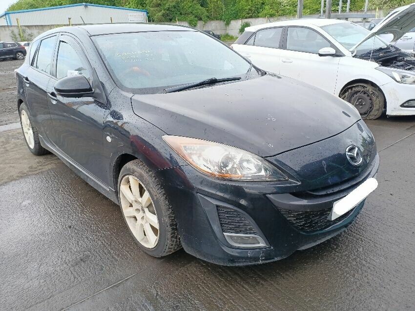 2011 MAZDA 3