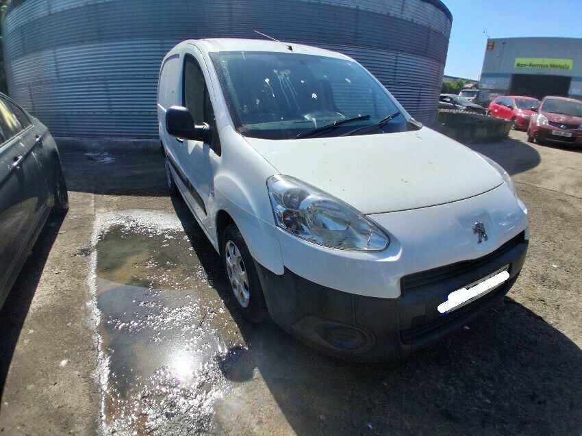 2014 PEUGEOT PARTNER